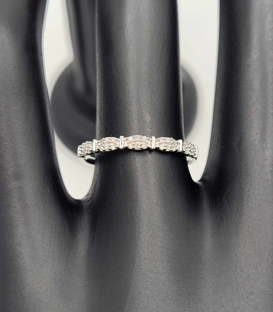Stackable Band: 10K White Gold with Small Diamond Clusters, Size 6 3/4