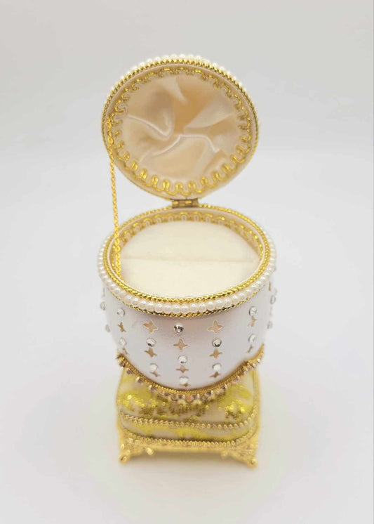 Vintage-Style Musical Ring Box Made from Real Duck Egg